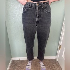 Women’s jeans straight leg style charcoal grey